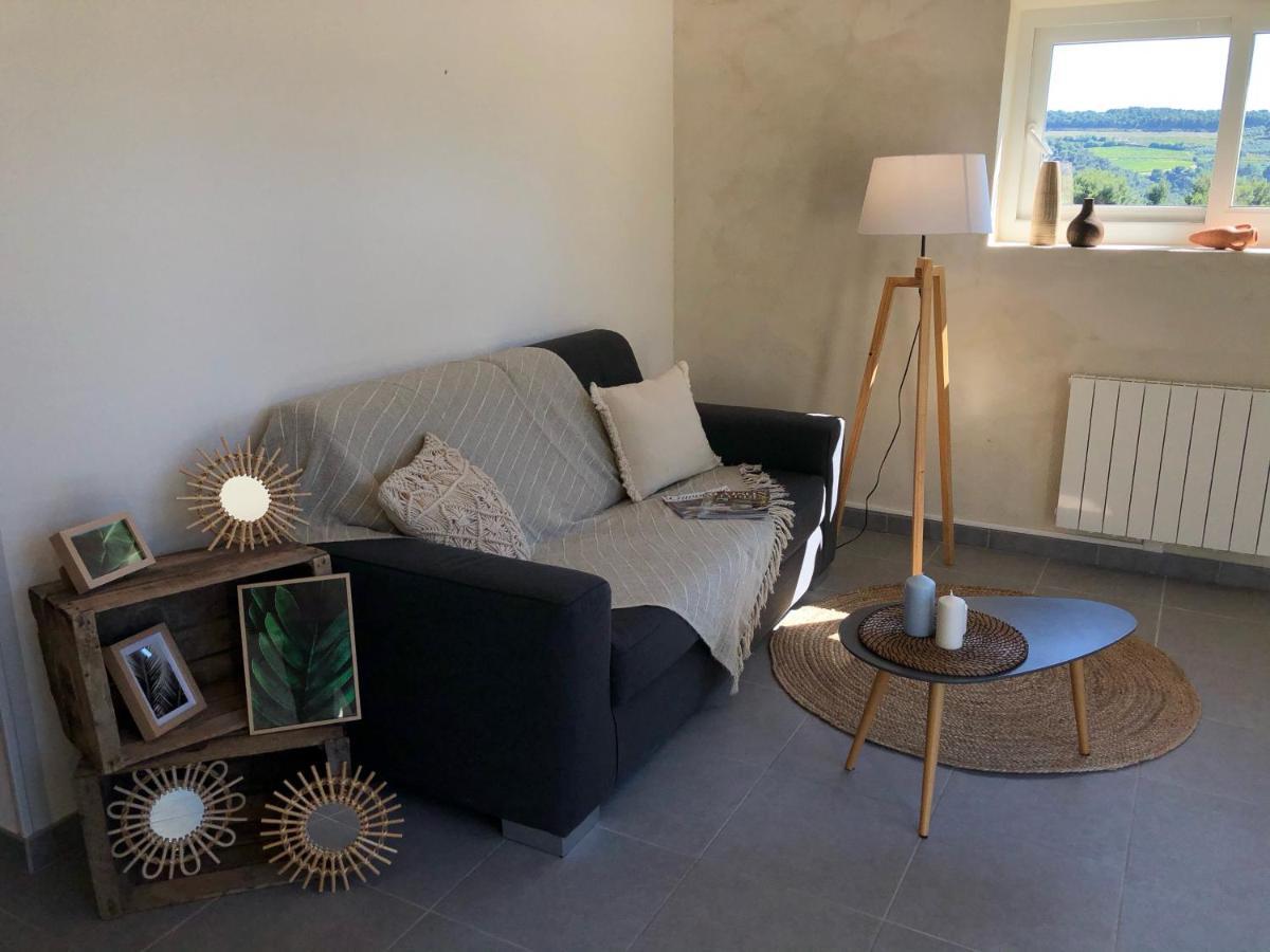 Mas provençal La Serallère au coeur des oliviers Venterol  Extérieur photo